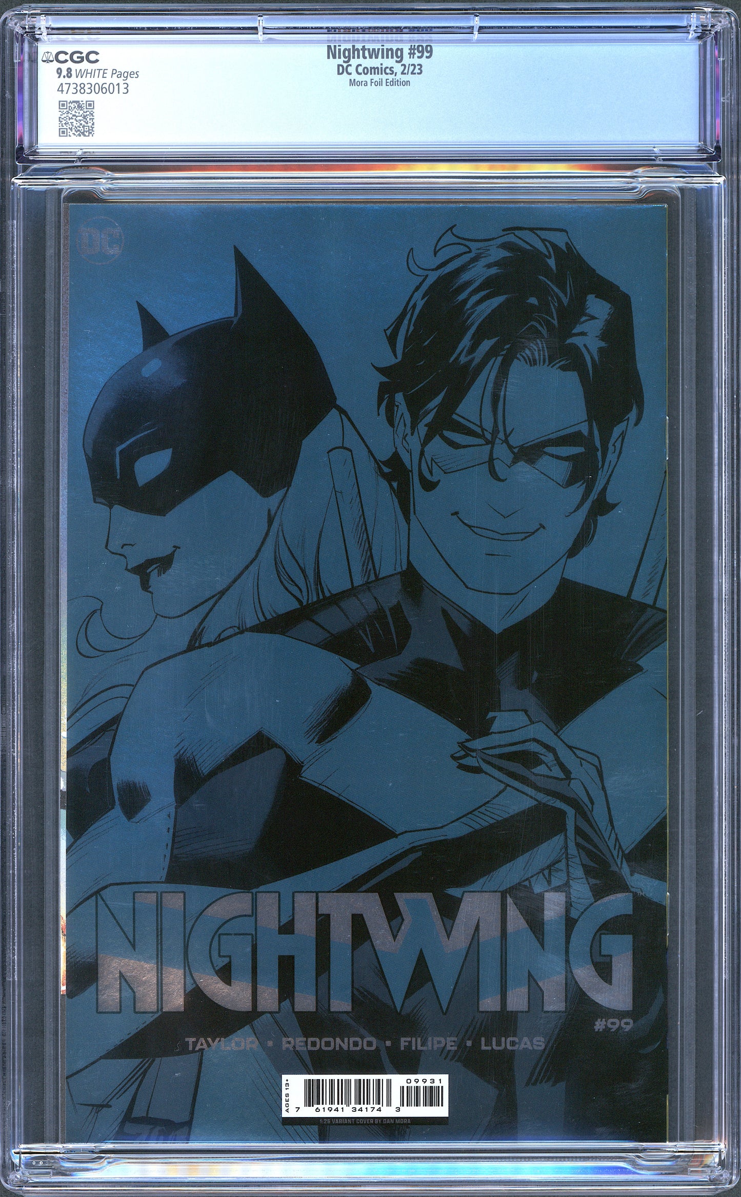 Nightwing #99 1:25 Dan Mora Foil Variant. CGC 9.8