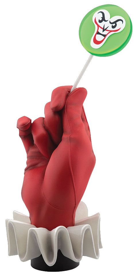 DC Life-Sized Hand Statues: Harley Quinn Puddin` Pop - Gotham Grit Vartiant