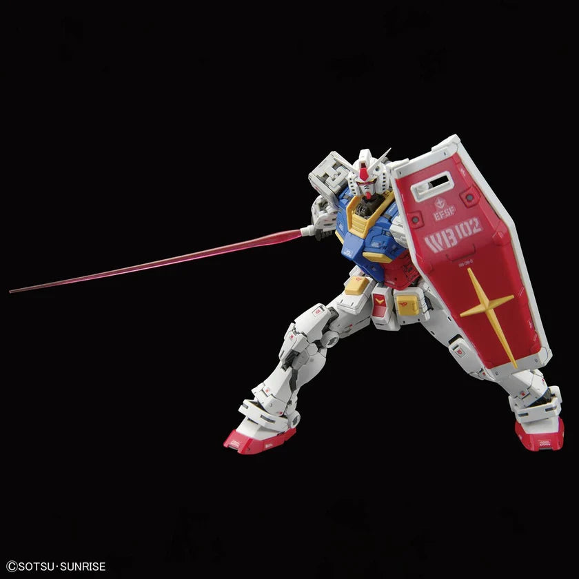 Gundam Model Kit - RG 1/144 RX-78-2 Gundam Ver 2.0